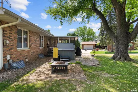 3567 49th St, Moline, IL 61265 photo 36