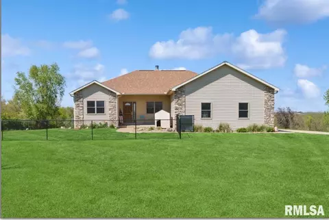 1745 345th Ave, Goose Lake, IA 52750