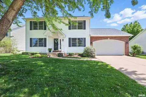 5135 Coventry Ct, Davenport, IA 52807