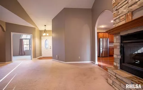 2505 Joel Dr, Herrin, IL 62948 photo 7