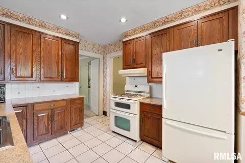 1840 14th St, Moline, IL 61265 photo 21