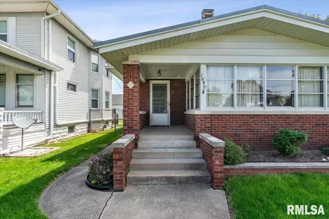 1840 14th St, Moline, IL 61265 photo 5