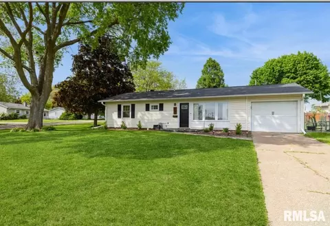 506 Highview Dr, Clinton, IA 52732