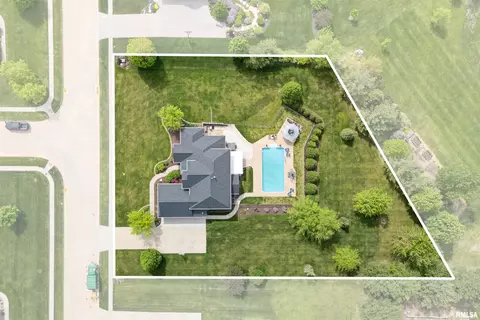2250 E Lomar St, Eldridge, IA 52748 photo 49