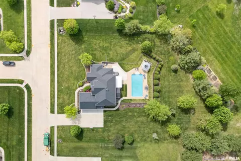 2250 E Lomar St, Eldridge, IA 52748 photo 50