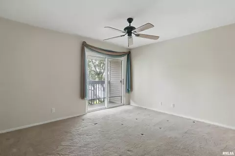 Bedroom - 3868 26th Ave, Moline, IL 61265 photo 1 of 3