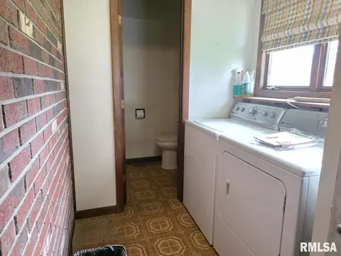 502 N Chestnut St, Versailles, IL 62378 photo 22