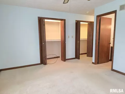502 N Chestnut St, Versailles, IL 62378 photo 36
