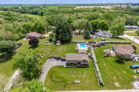 2404 116th Ave W, Milan, IL 61264