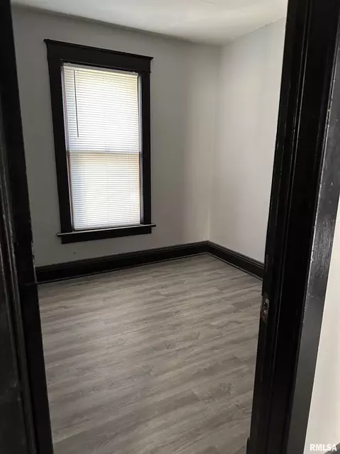 2127 5th Ave, Moline, IL 61265 photo 16