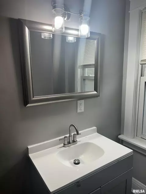 2127 5th Ave, Moline, IL 61265 photo 30