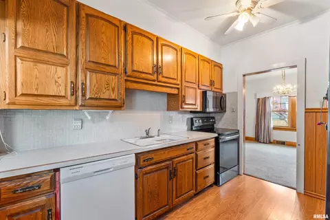 2320 6th St, Moline, IL 61265 photo 21