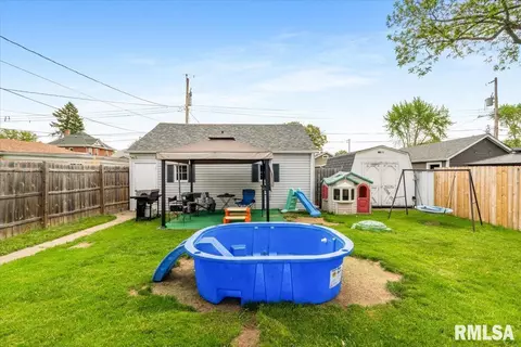 2320 6th St, Moline, IL 61265 photo 9
