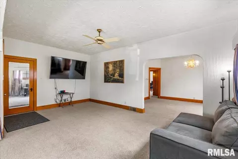 2320 6th St, Moline, IL 61265 photo 15