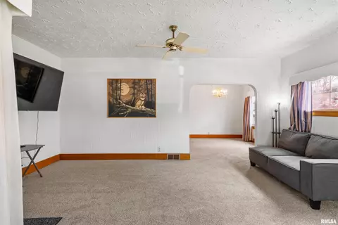 2320 6th St, Moline, IL 61265 photo 34