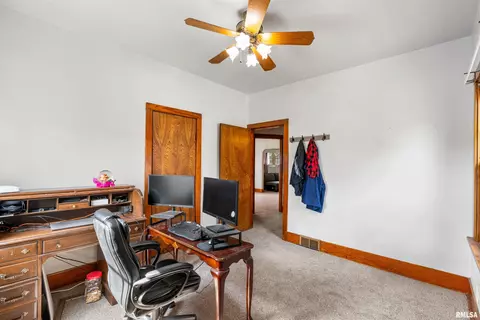 2320 6th St, Moline, IL 61265 photo 39
