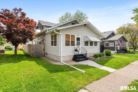 2320 6th St, Moline, IL 61265 photo 2