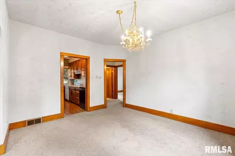 2320 6th St, Moline, IL 61265 photo 43