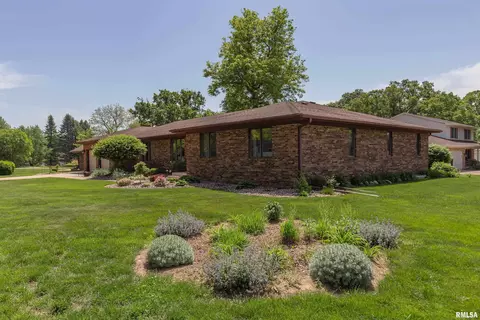 4902 35th Ave, Moline, IL 61265 photo 39