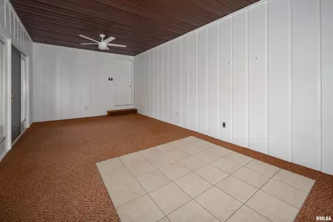 4902 35th Ave, Moline, IL 61265 photo 25