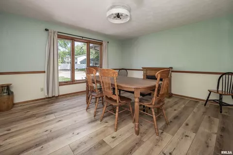 4902 35th Ave, Moline, IL 61265 photo 7