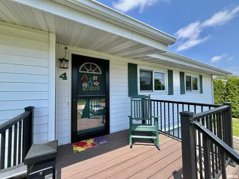 4 Geneva St, Mount Carroll, IL 61053 photo 4