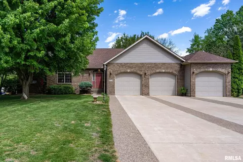 115 Woodland Dr, Andalusia, IL 61232