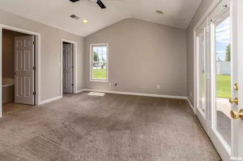 501 Bogie Dr, Herrin, IL 62948 photo 13