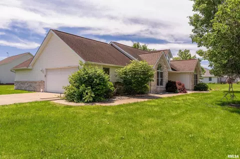 501 Bogie Dr, Herrin, IL 62948 photo 3