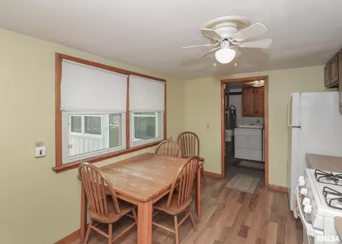 2218 9th St, Silvis, IL 61282 photo 12