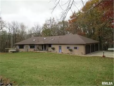 15040 136th St, Maquoketa, IA 52060