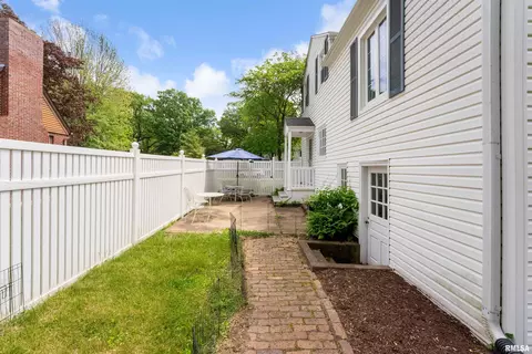 2615 12th St, Moline, IL 61265 photo 8