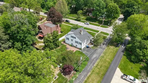 2615 12th St, Moline, IL 61265 photo 5