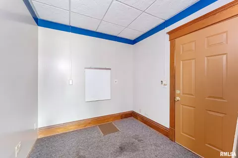 110 NW 3rd Ave, Aledo, IL 61231 photo 15