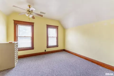 110 NW 3rd Ave, Aledo, IL 61231 photo 16