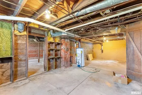 110 NW 3rd Ave, Aledo, IL 61231 photo 22