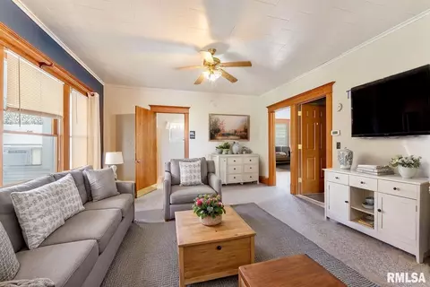110 NW 3rd Ave, Aledo, IL 61231 photo 6