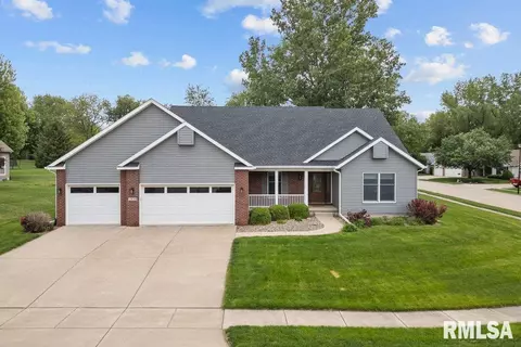 1459 Plum Tree Rd, Bettendorf, IA 52722