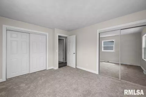 504 N 5th Pl, Eldridge, IA 52748 photo 15