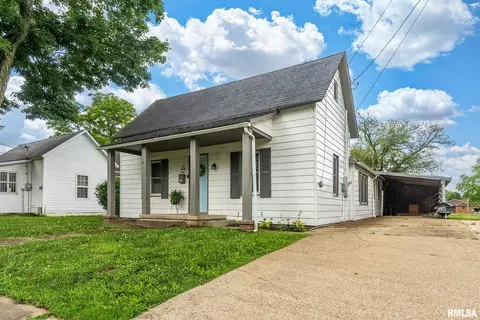 231 Mcneil St, Carterville, IL 62918