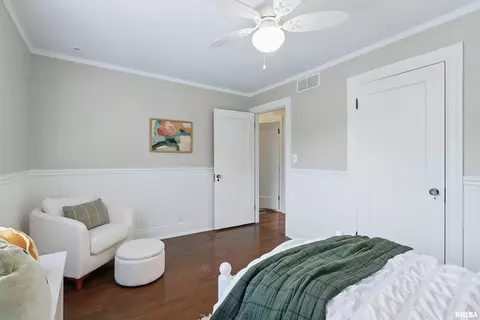 923 22nd St, Moline, IL 61265 photo 32