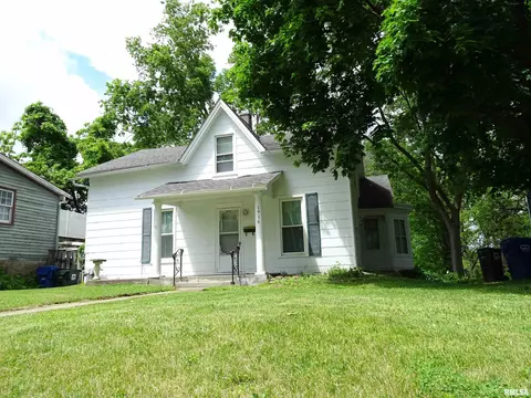 1916 E 13th St, Davenport, IA 52803