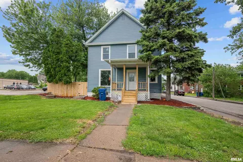 1312 Ripley St, Davenport, IA 52803