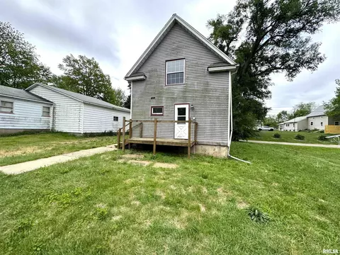 116 W 13th St, Kewanee, IL 61443 photo 3