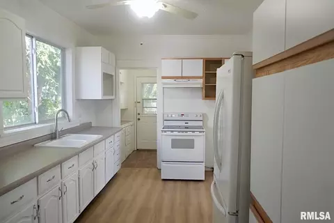 1626 24th Ave, Moline, IL 61265 photo 9