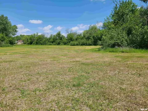 0 Spencer Rd, Pleasant Valley, IA 52767