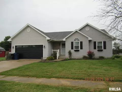 502 Horizon Dr, Tipton, IA 52772