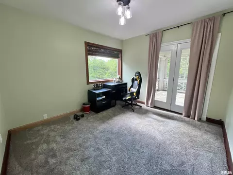 613 N Orange St, Morrison, IL 61270 photo 47