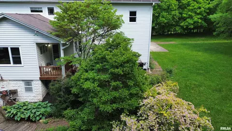 613 N Orange St, Morrison, IL 61270 photo 69