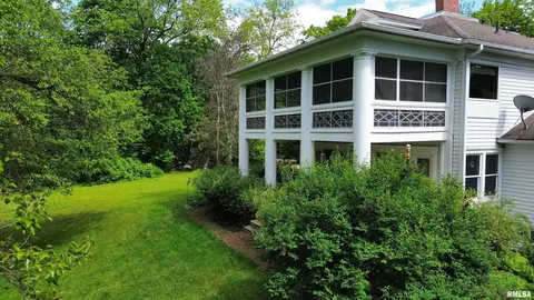 613 N Orange St, Morrison, IL 61270 photo 71